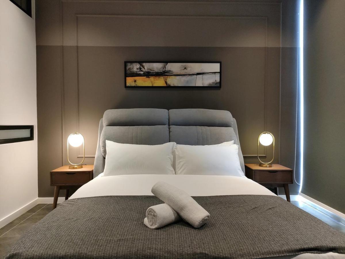 Scarletz Suites, Luxury Suites Klcc By Birdy Stay 쿠알라룸푸르 외부 사진